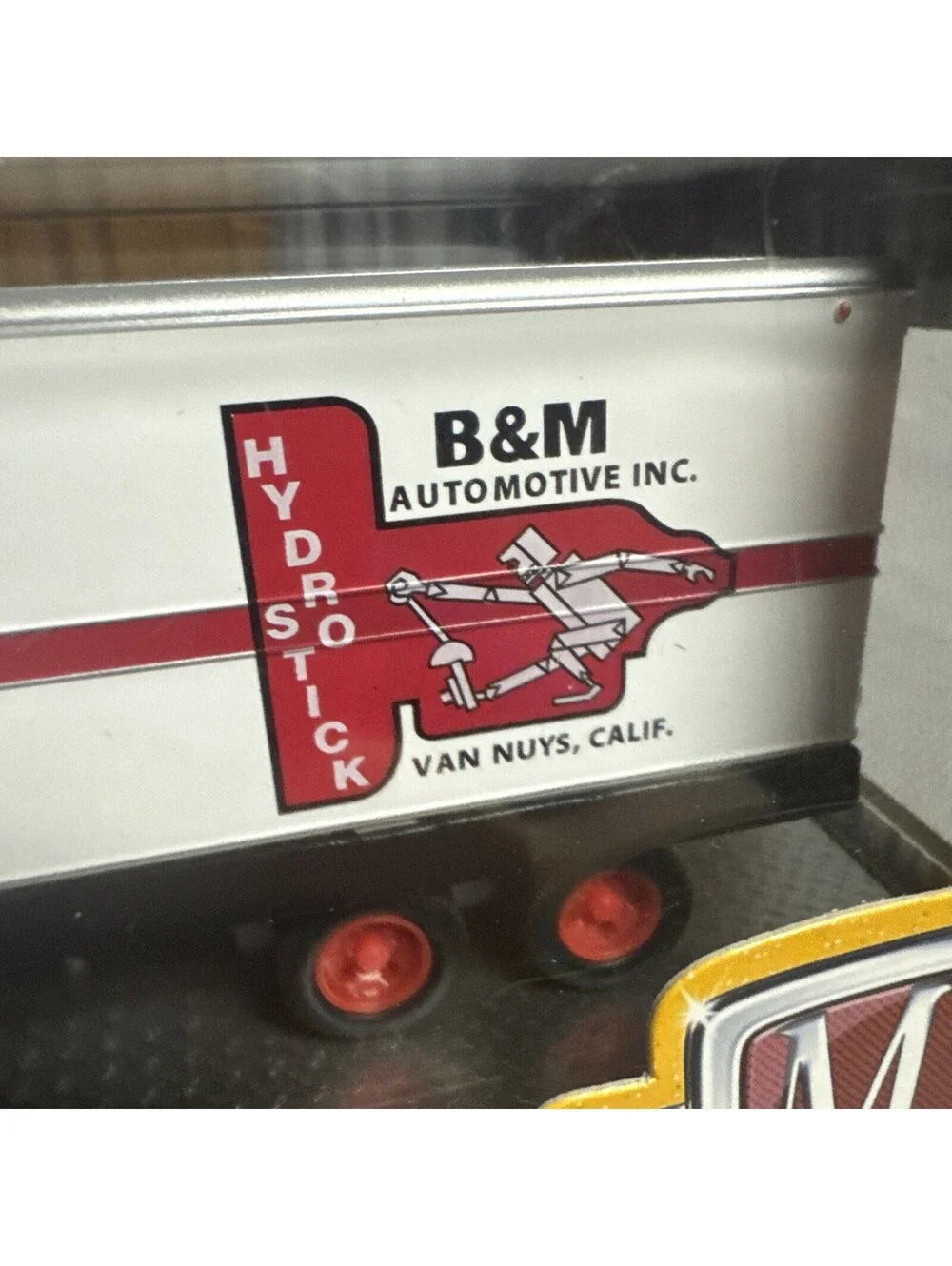 1:64 M2 Machines Auto-Haulers 1957 Dodge COE & B&M Trailer R11 Limited To 5,000